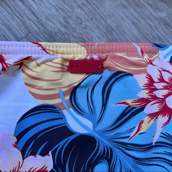 ROXY• Beautiful Mind Bralette Bikini Set - Picture 5 of 10